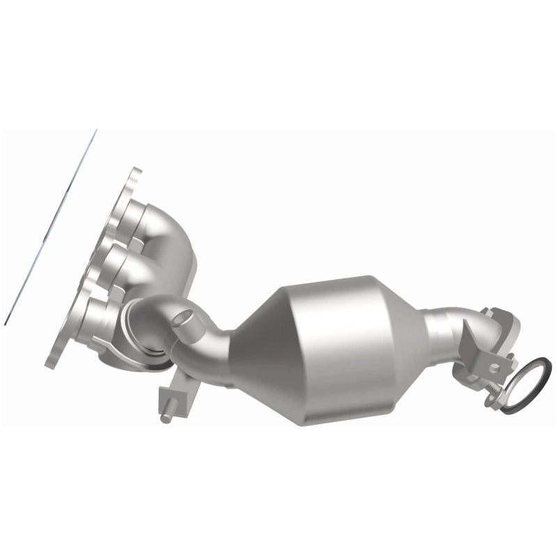 MagnaFlow Direct Fit Catalytic Converter 04-06 Toyota Sienna 3.3L