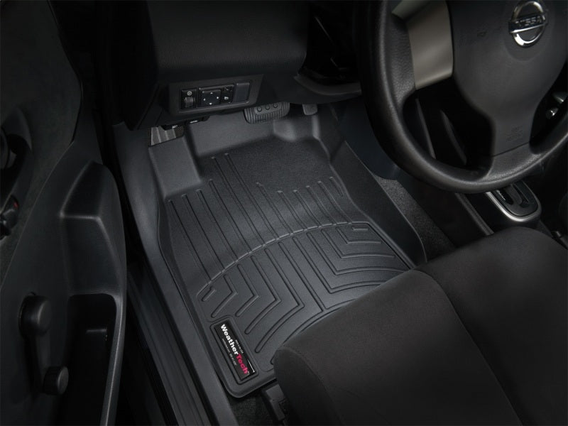 WeatherTech 07+ Nissan Versa Front FloorLiner - Black