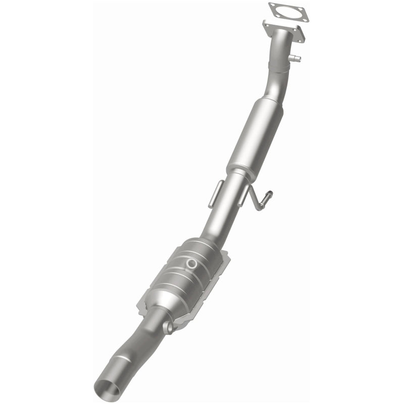 MagnaFlow Direct Fit Catalytic Converter 04-05 VW Jetta 2L