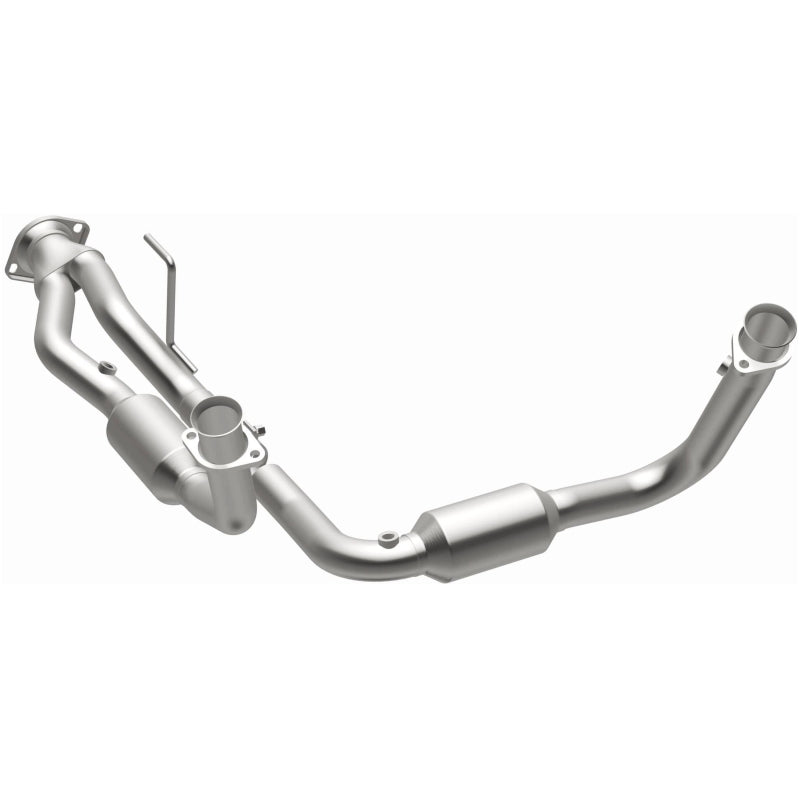MagnaFlow Direct Fit Catalytic Converter 05-06 Jeep Grand Cherokee 3.7L Y-Pipe Assy (49 State)
