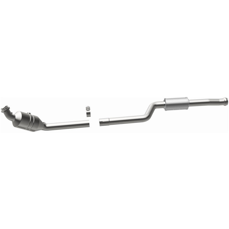 MagnaFlow 08-10 Mercedes-Benz C300 3.0L Direct Fit Converter