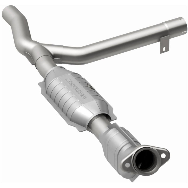 MagnaFlow Direct Fit Catalytic Converter 00-01 Ford F-150 4.6L 2wd