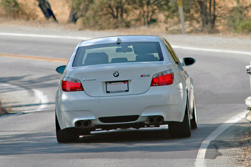 Dinan 06-10 BMW M5 (E60) Free Flow Axleback Exhaust System - Black Tips