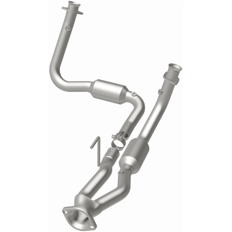 MagnaFlow Direct Fit Catalytic Converter 05-06 Jeep Grand Cherokee 3.7L Y-Pipe Assy (49 State)