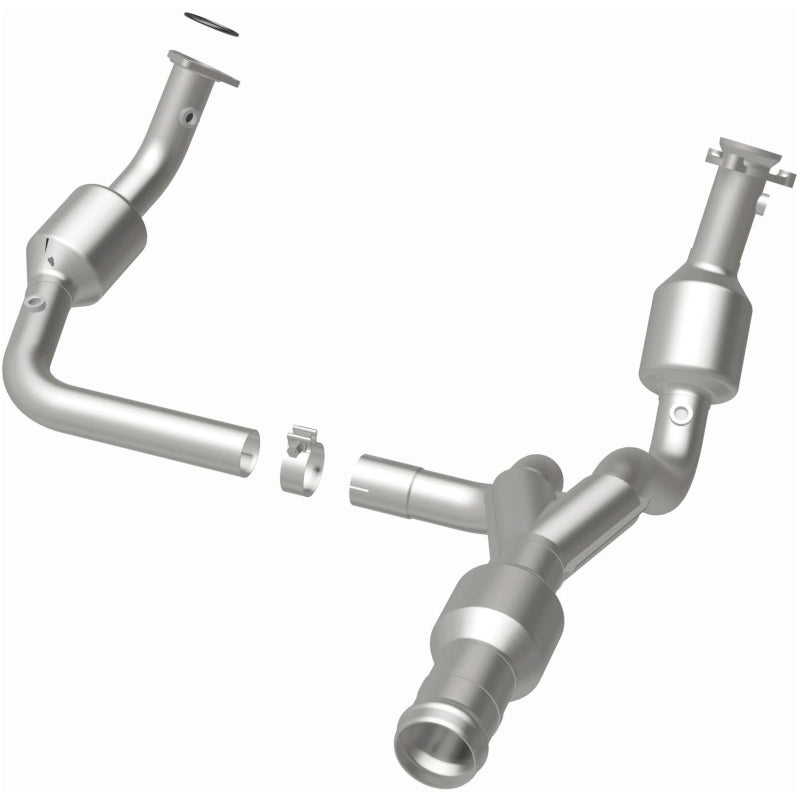 MagnaFlow 11-15 GMC Yukon 6.2L Direct Fit Converter