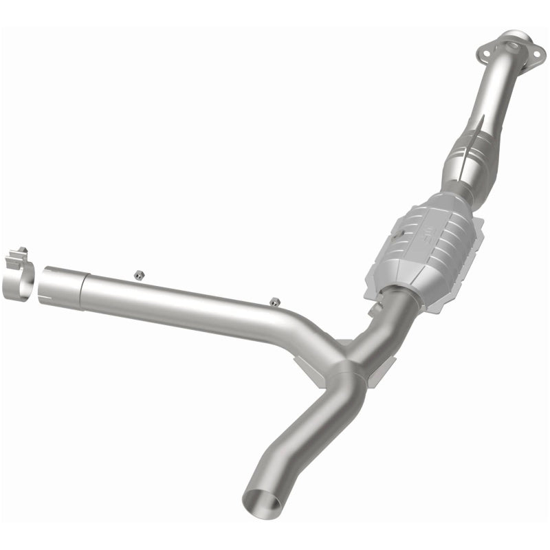 MagnaFlow Direct Fit Catalytic Converter 97-98 Ford Trucks 4.6L