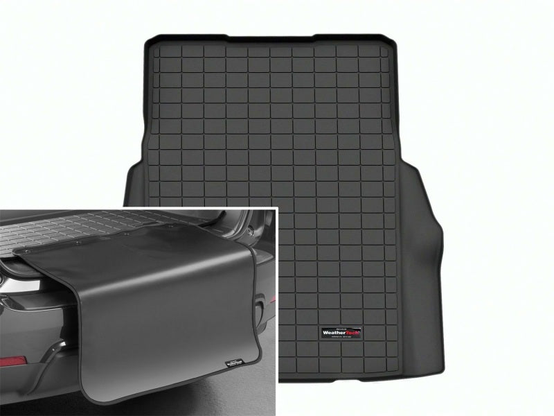 WeatherTech 2023 BMW i7 xDrive60 G70 Cargo Liner w/Bumper Protector - Black