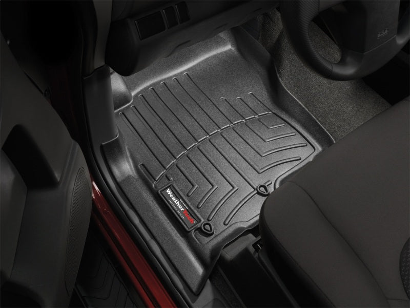 WeatherTech 05+ Nissan Xterra Front FloorLiner - Black