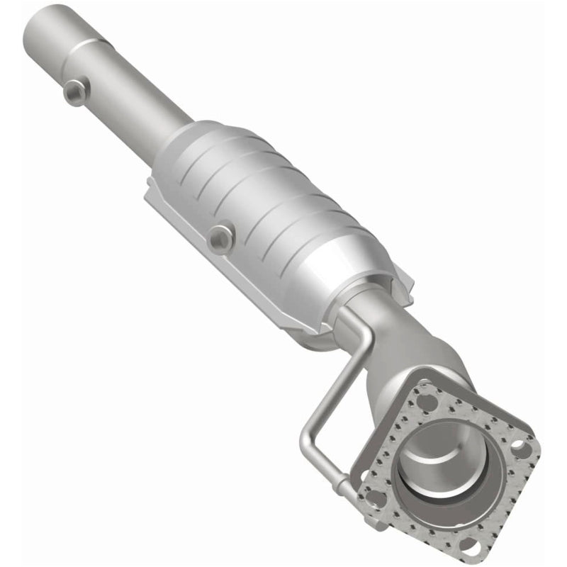 MagnaFlow Direct Fit Catalytic Converter 06-08 Volkswagen Jetta/Rabbit 2.5L (49 State)