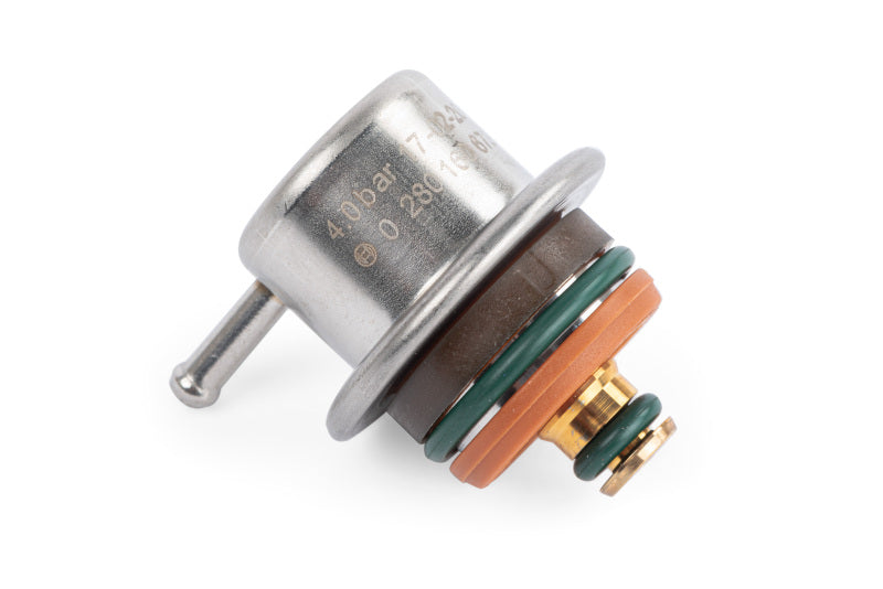 APR 00-06 Audi TT/TT Quattro/Volkswagen Golf 1.8T Fuel Pressure Regulator - 4 Bar