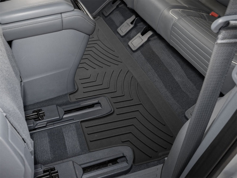 WeatherTech 2018+ Lincoln Navigator L Rear FloorLiner HP - Black