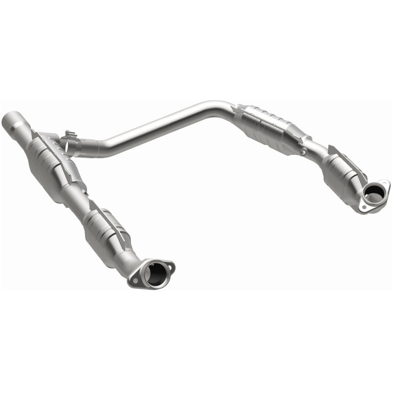 MagnaFlow Direct Fit Catalytic Converter 05-07 Ford E-250/E-350 Econoline V8 5.4L