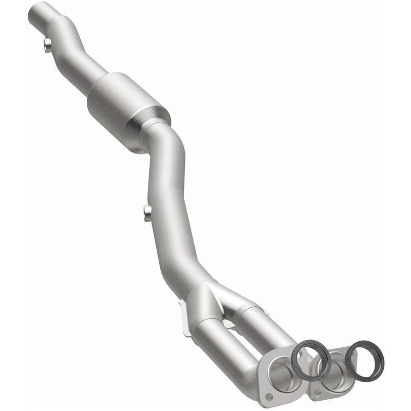 MagnaFlow Direct Fit Catalytic Converter OEM 96-98 BMW 740iL 4.4L