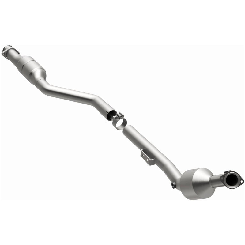 MagnaFlow Direct Fit Catalytic Converter 00-02 Mercedes E430 4.3L