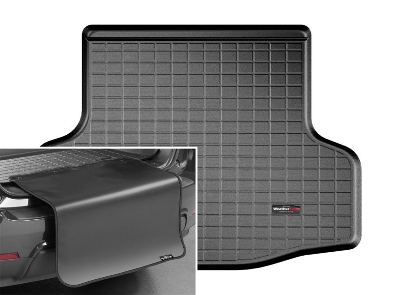 WeatherTech 2012+ Nissan Versa Cargo With Bumper Protector - Black