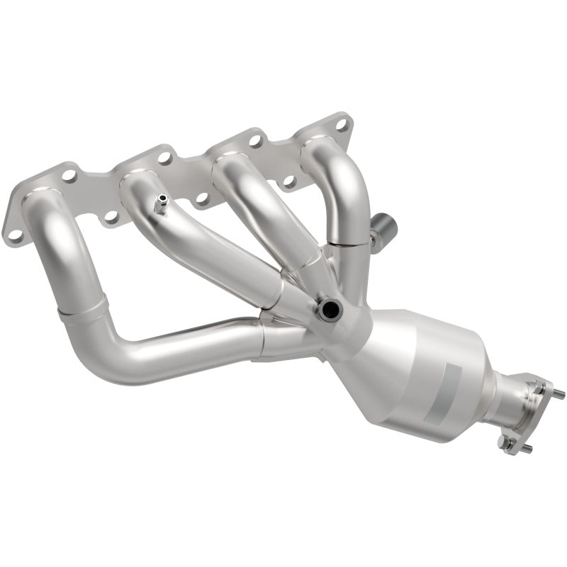 MagnaFlow Direct Fit Catalytic Converter 98-99 Nissan Frontier 2.4L