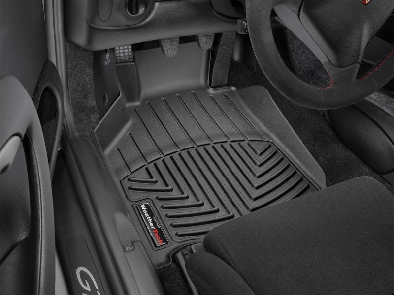 WeatherTech 02-05 Porsche 911 Carrera 4S Coupe (No Bose High-End Sound Sys) Front FloorLiner - Black