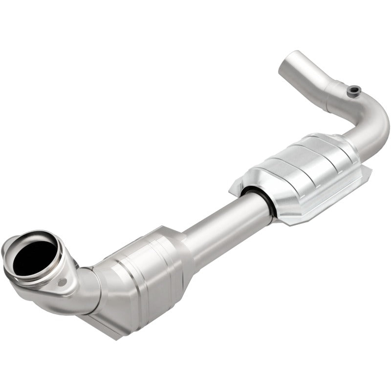 MagnaFlow Direct Fit Catalytic Converter 00-04 Ford E150 4.6L Driver Side
