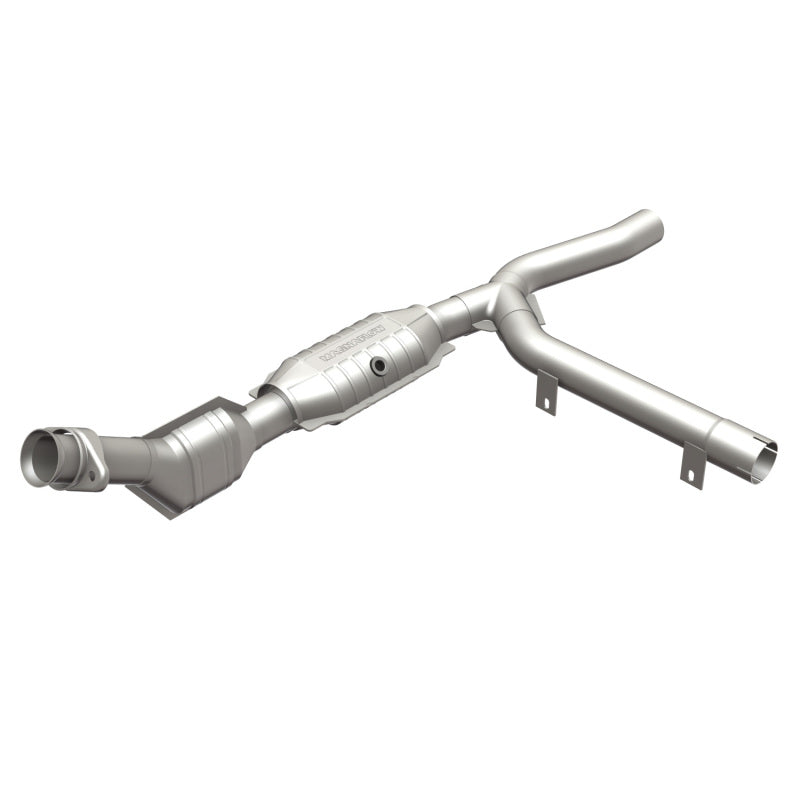 MagnaFlow Direct Fit Catalytic Converter 01-04 Ford F-150 4.2L 2wd