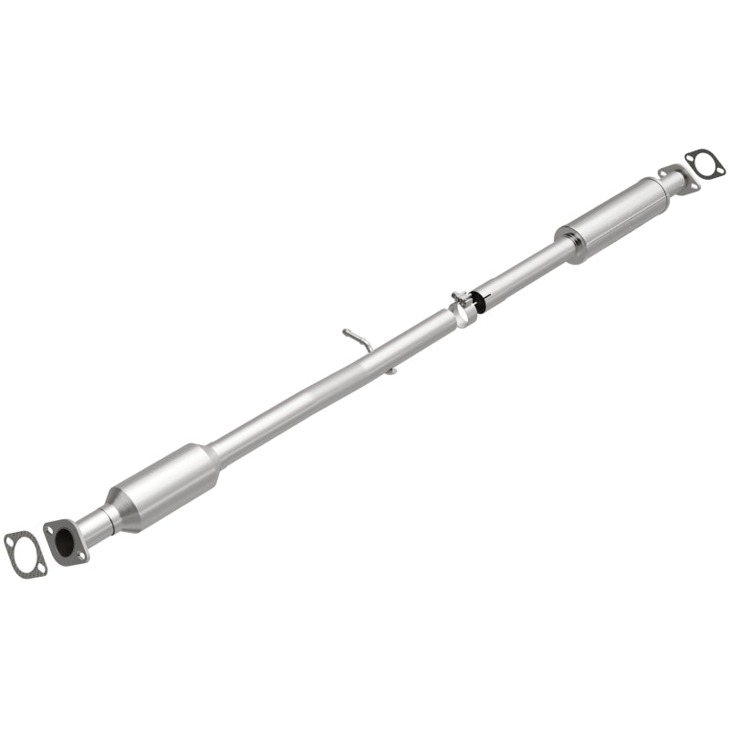 MagnaFlow Direct Fit Catalytic Converter OEM 14-15 Hyundai Tucson 2.0L Underbody