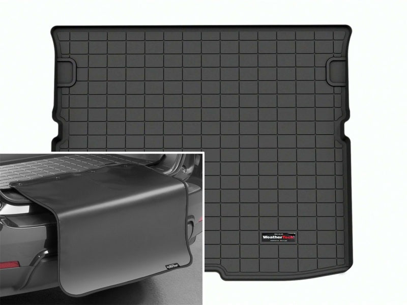 WeatherTech 2023 Mitsubishi Outlander PHEV Cargo Liner w/Bumper Protector - Black