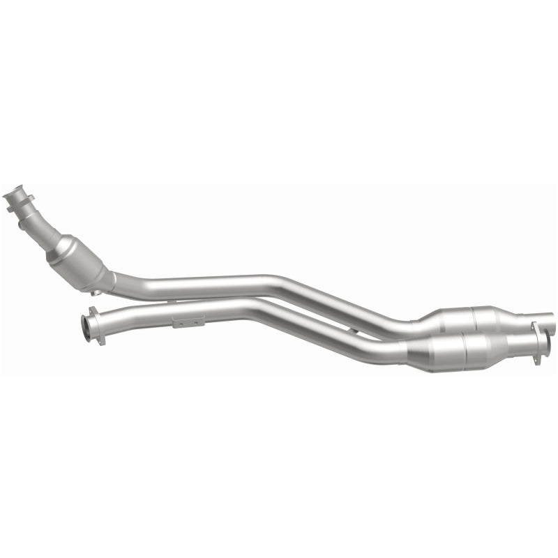 MagnaFlow Direct Fit Catalytic Converter 02-03 Mercedes CLK430 4.3L Passenger Side