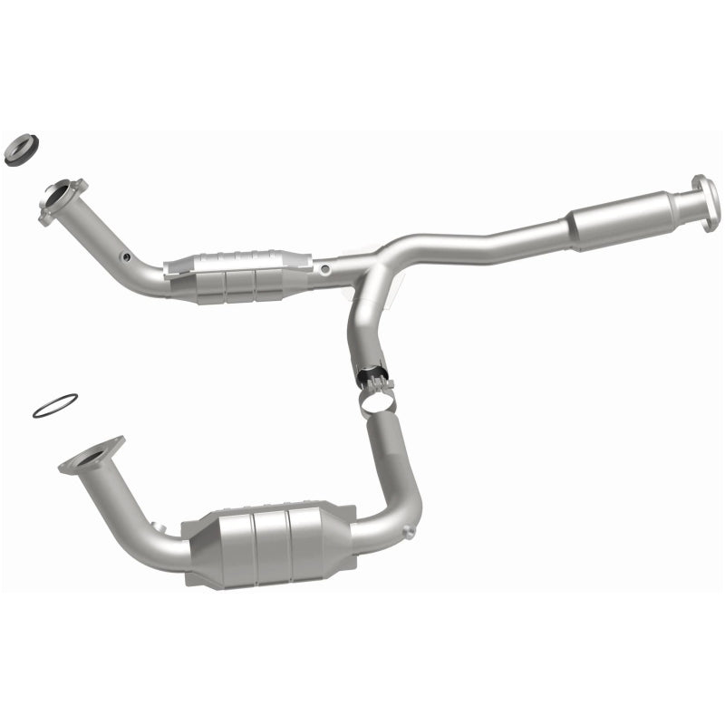 MagnaFlow Direct Fit Catalytic Converter 05-06 GMC Envoy XL Denali