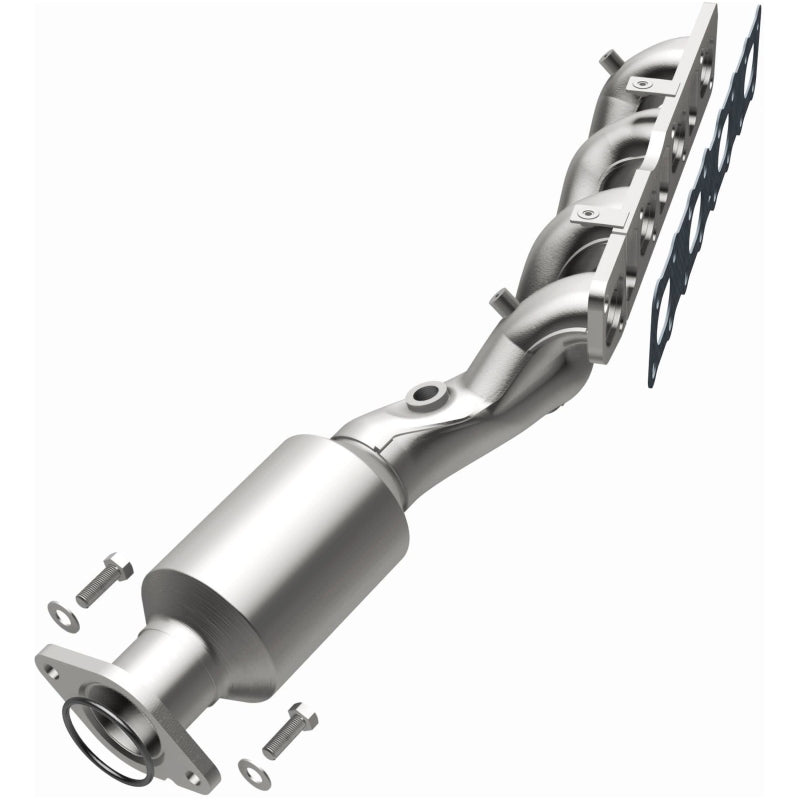 MagnaFlow Direct-Fit California Manifold Catalytic Converter 04-06 Nissan Titan 5.6L V8
