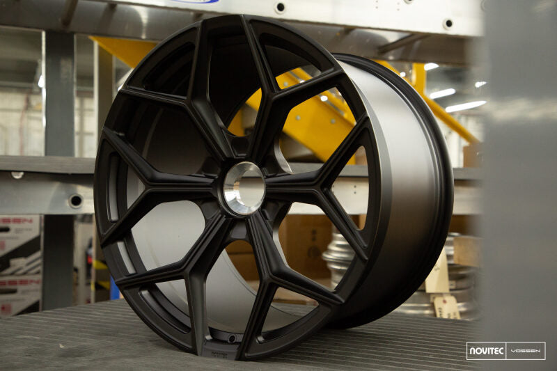 Vossen x Novitec NL4-Cl 21x13in - Centerlock - ET57 - Satin Black Lamborghini Aventador Rear Wheel