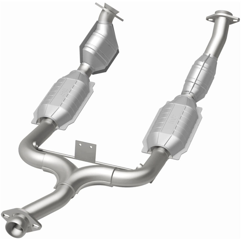 MagnaFlow Direct Fit Catalytic Converter 94-95 Ford Mustang 3.8L Tier 1 (California)