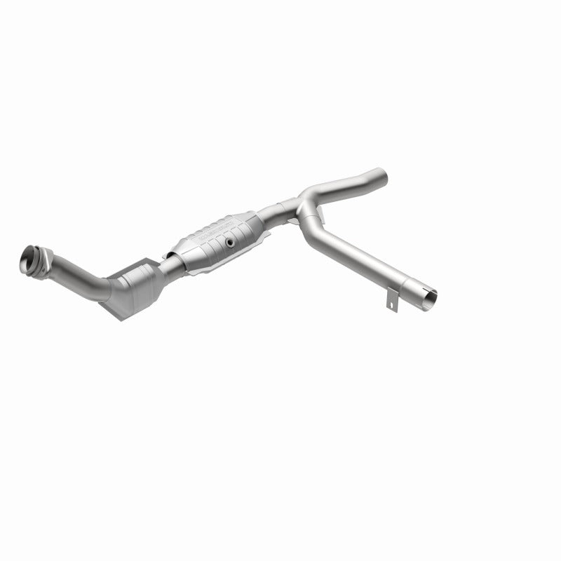MagnaFlow Direct Fit Catalytic Converter 00-01 Ford F-150 4.6L 2wd