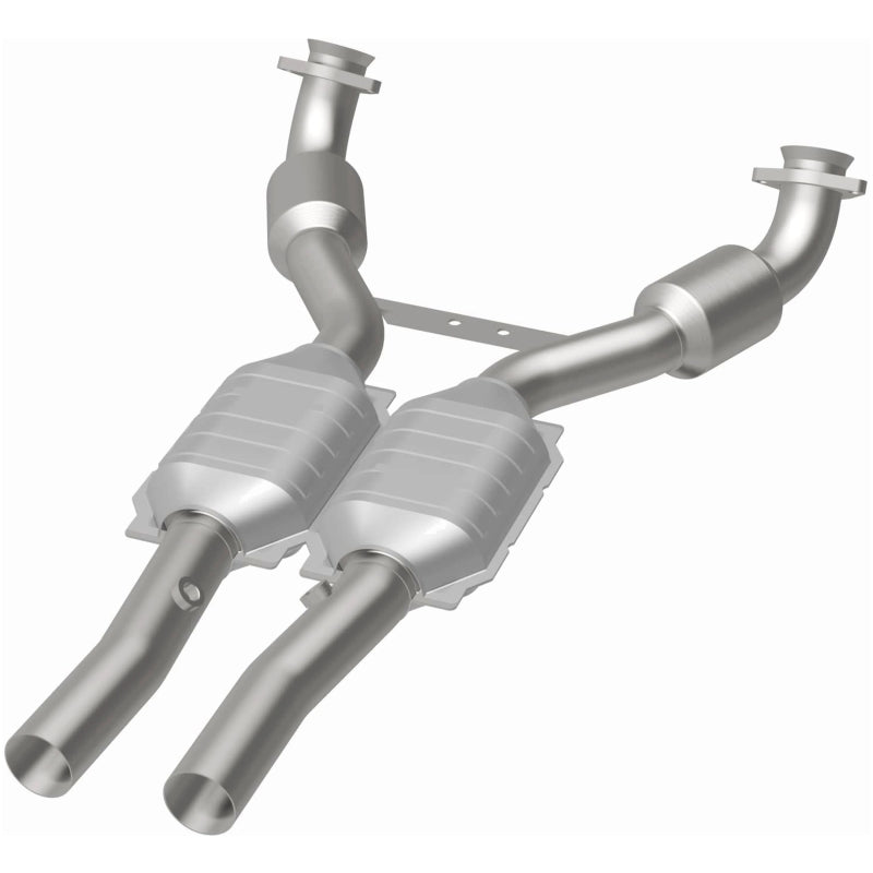 MagnaFlow Direct Fit Catalytic Converter 2004 Chevy Corvette 5.7L