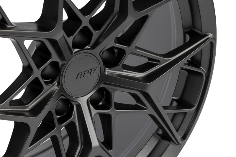 APR A02 Flow Formed - 18x8.5 - 5x112 - ET45 - 66.5mm Center Bore - Anthracite Wheel