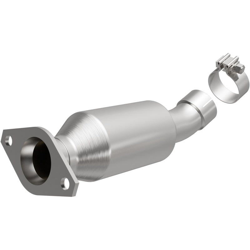 MagnaFlow 14-15 Prius C L4 1.5 OEM Underbody Direct Fit Converter