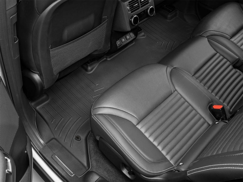 WeatherTech 2017+ Land Rover Discovery Rear FloorLiner - Black