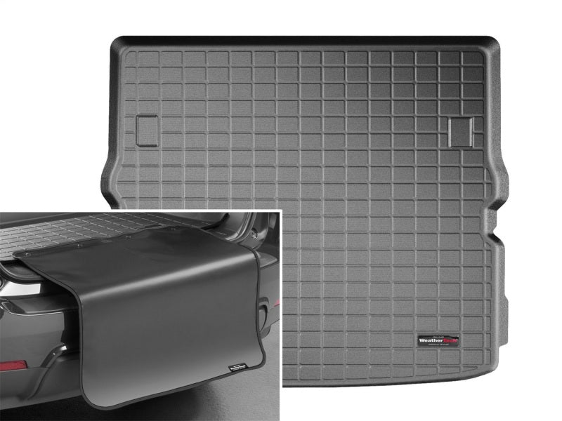 WeatherTech 2018+ Lexus RX (6 & 7-Passenger L Models) Cargo Liner w/ Bumper Protector - Black