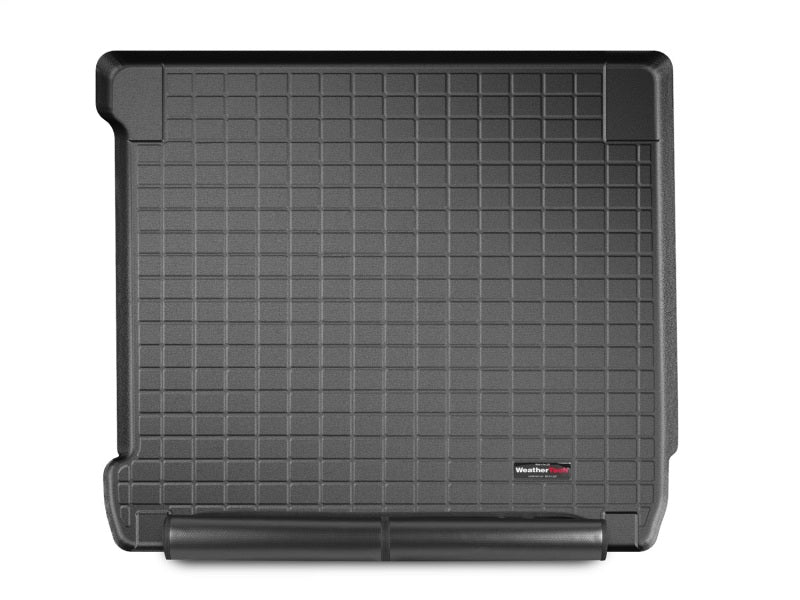WeatherTech 17-20 Land Rover / Range Rover Discovery Cargo With Bumper Protector - Black