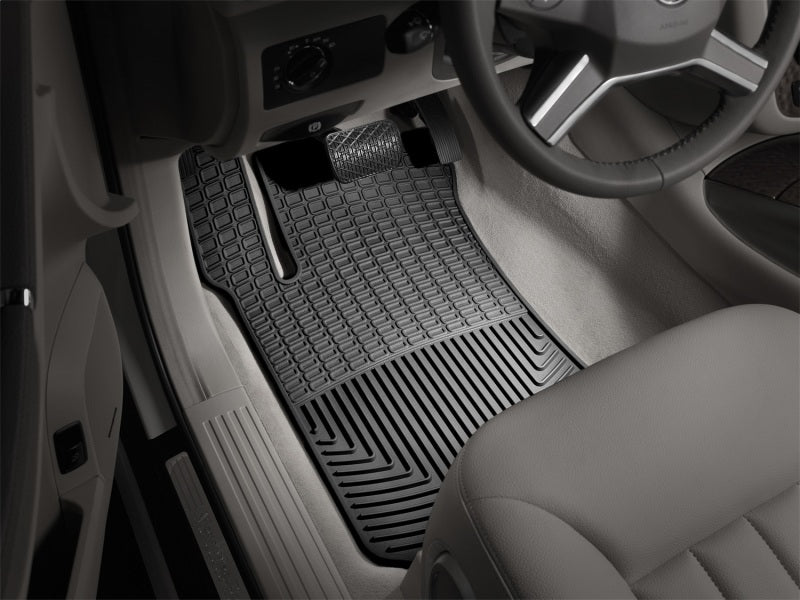 WeatherTech 06+ Mercedes-Benz R-Class (V251) Front Rubber Mats - Black