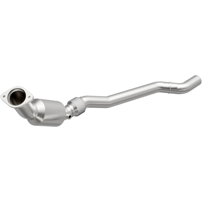 MagnaFlow Direct Fit Catalytic Converter 06-14 Chrysler 300 5.7L