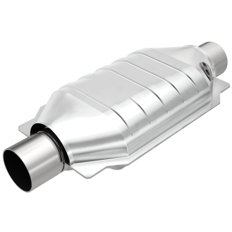 MagnaFlow Universal Catalytic Converter 2 W/O2 Boss