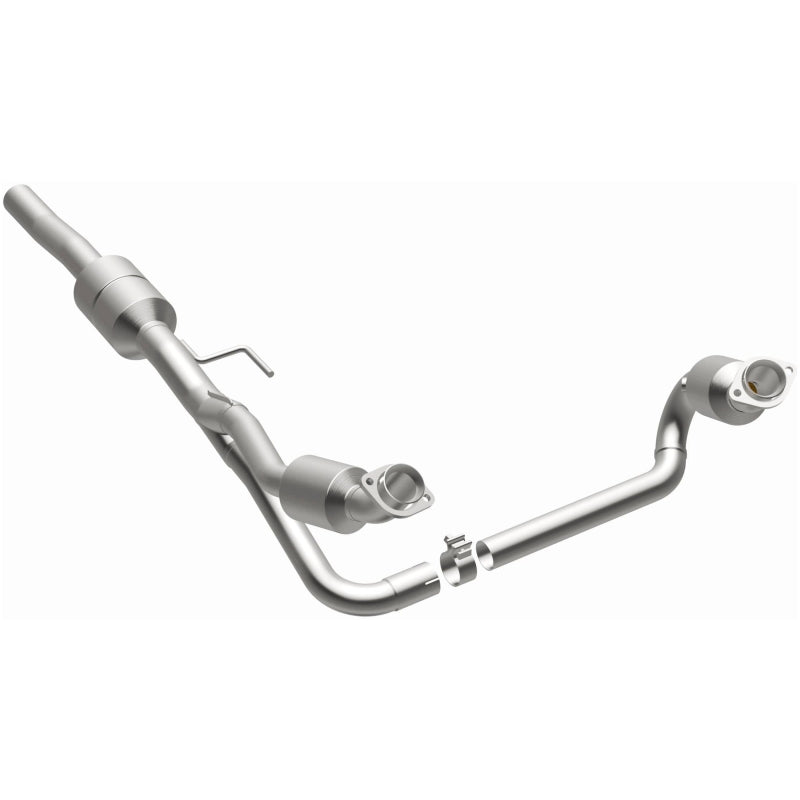 MagnaFlow Direct Fit Catalytic Converter 02-03 Dodge Durango 5.9L