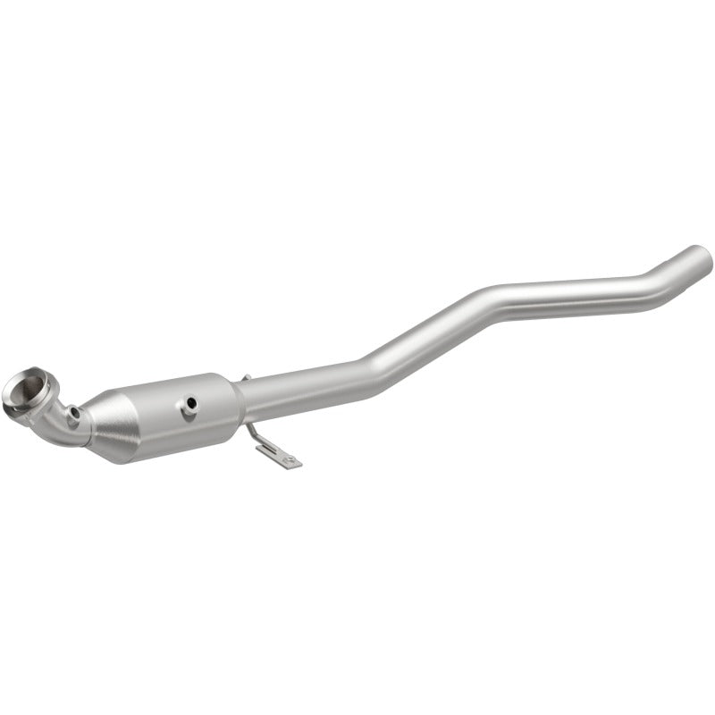 MagnaFlow Direct Fit Catalytic Converter 2007-2012 GL450 4.6 L Underbody