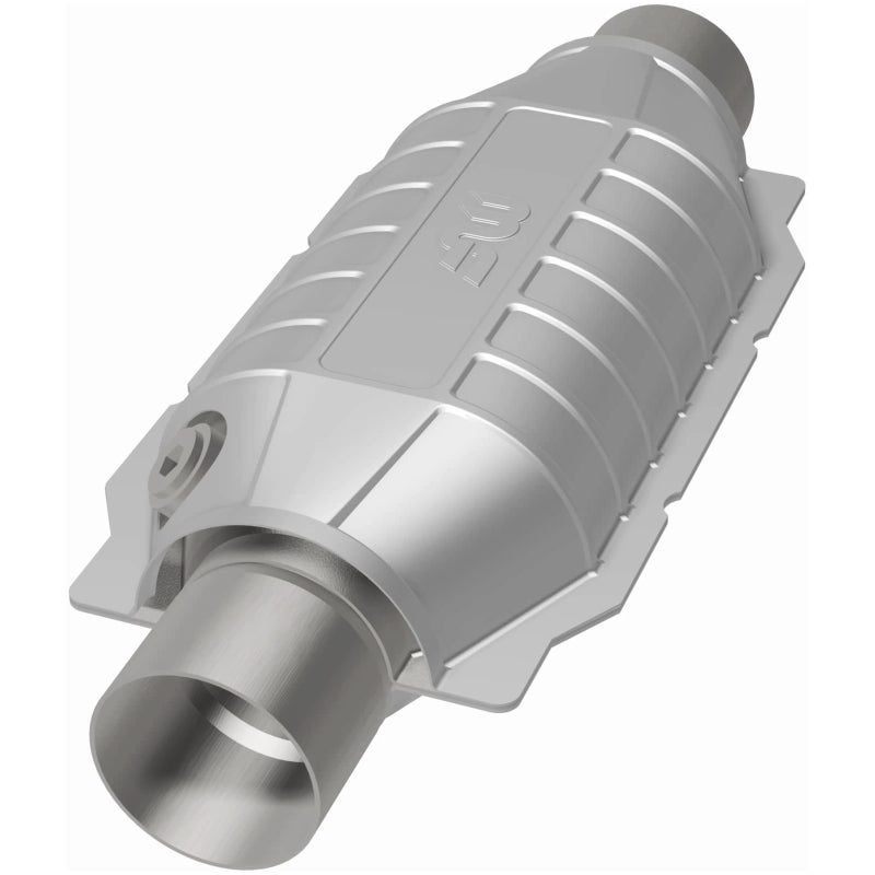 MagnaFlow Universal Catalytic Converter 2.25 inch with single O2 OEM