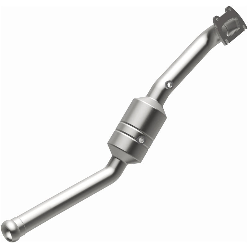 MagnaFlow Direct Fit Catalytic Converter 2011 Grand Cherokee 3.6L DS