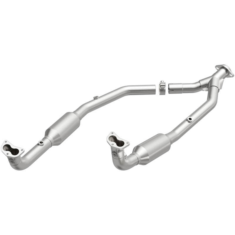 MagnaFlow Direct Fit Catalytic Converter OEM 2003 Land Rover Discovery Underbody
