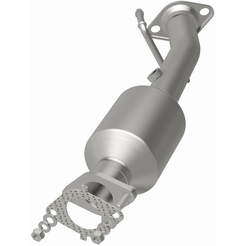 MagnaFlow California Direct Fit Catalytic Converter 13-15 Nissan NV200 2.0L