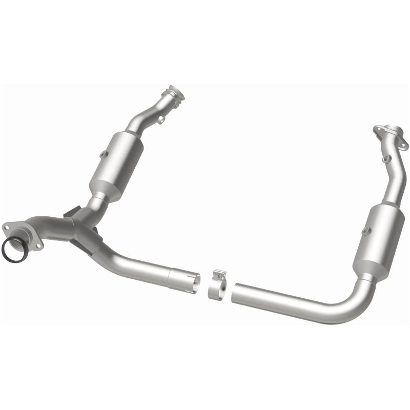MagnaFlow DF Conv Ford/Mercury 06-10 Explorer/Mountaineer/ 07-10 Explorer SportTrac 4.0L Y-Pipe Assy