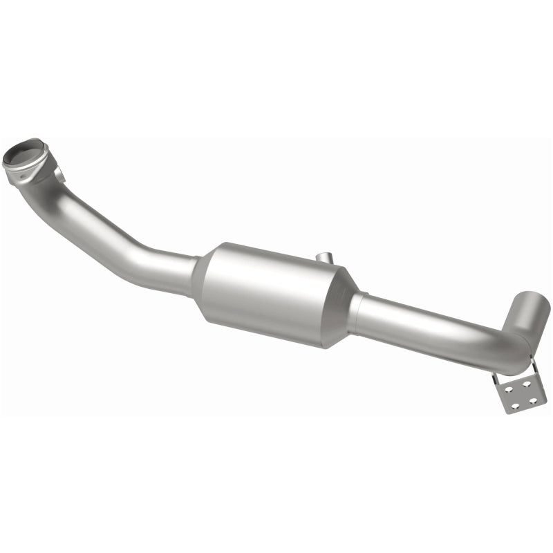 MagnaFlow Direct Fit Catalytic Converter 05-06 Lincoln Navigator 5.4L