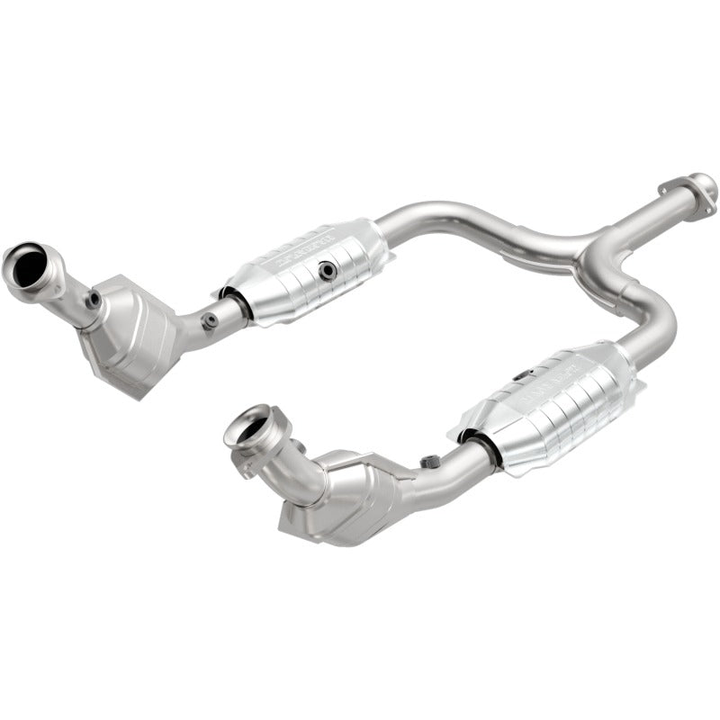 MagnaFlow Direct Fit Catalytic Converter 99-01 Mustang 3.8L 50S
