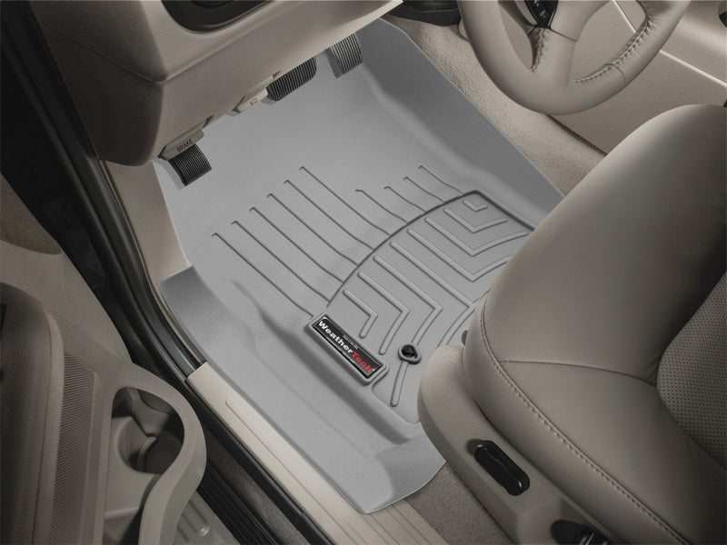 WeatherTech 03-06 Ford Expedition Front FloorLiner - Grey